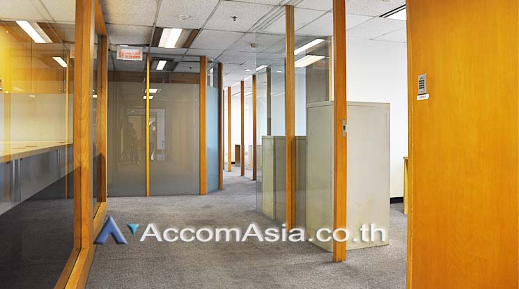 7  Office Space For Rent in Ploenchit ,Bangkok MRT Lumphini at Kian Gwan 3 AA15851